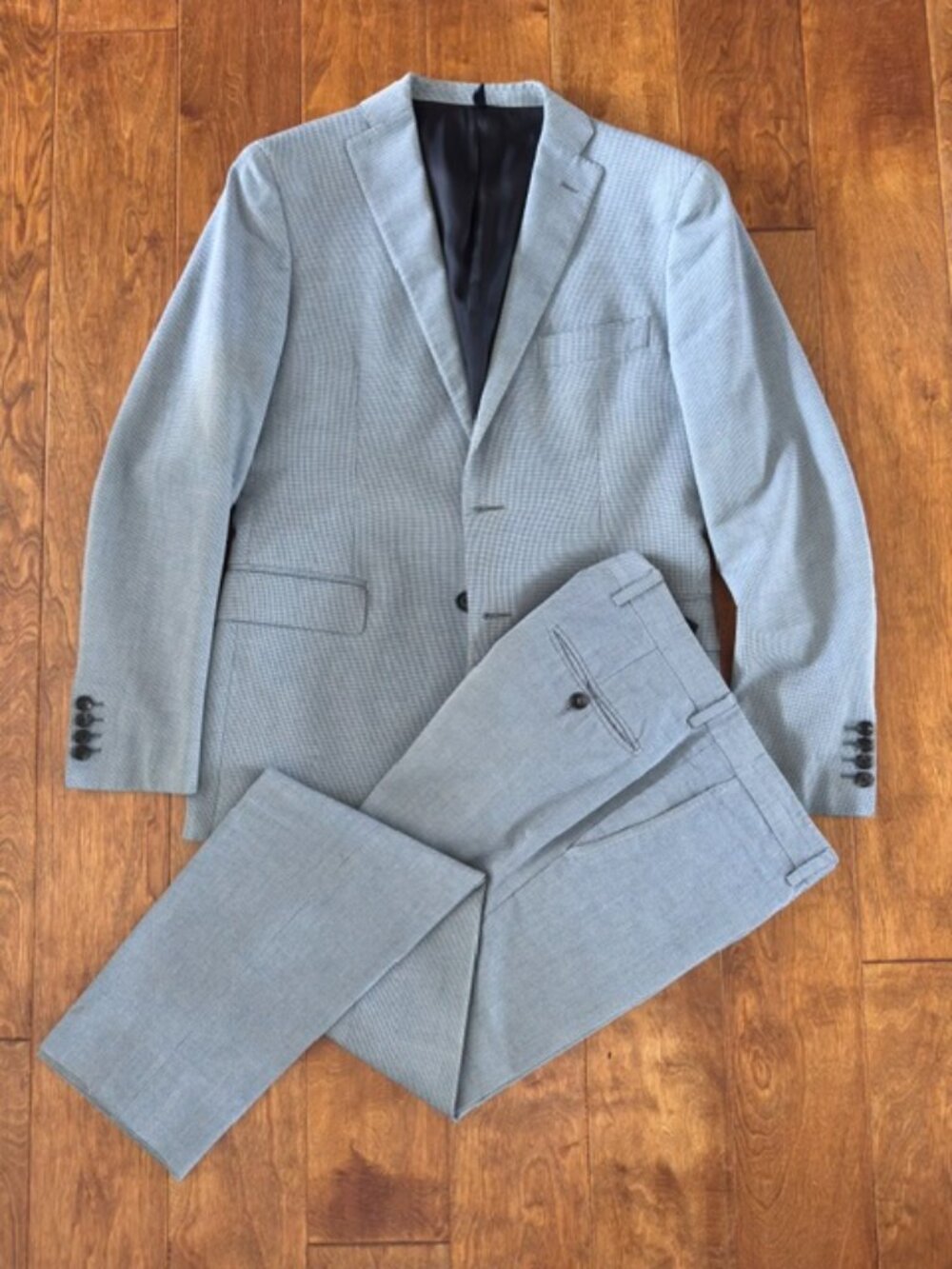 Tonello Light Blue Cotton Suit – Size 38 / 32 Waist